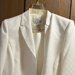 Le Suit Ivory Textured Blazer